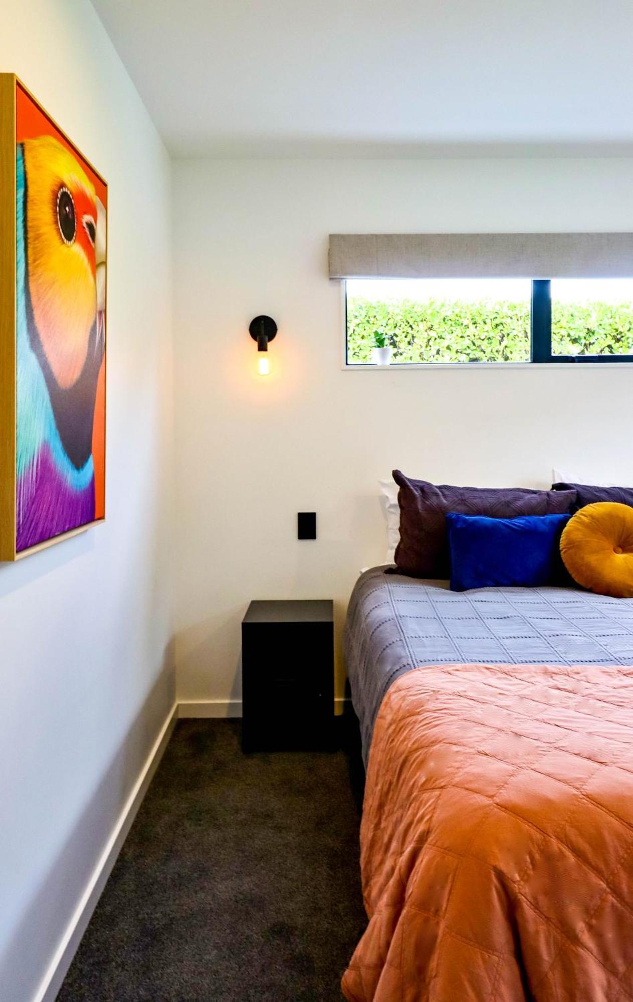 Black Barn Modern: Luxe Martinborough Escape Esterno foto